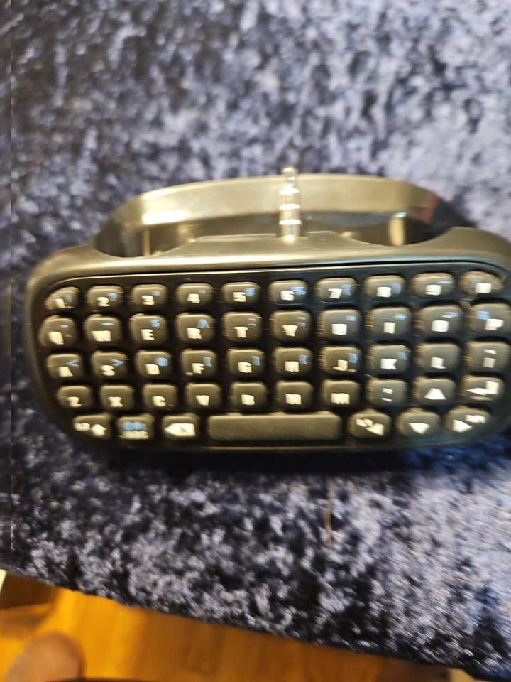 Biogenik EB Games Exclusive PS4 Wireless Bluetooth Qwerty Keypad fr Dualshock@C2 - Image 2 of 4
