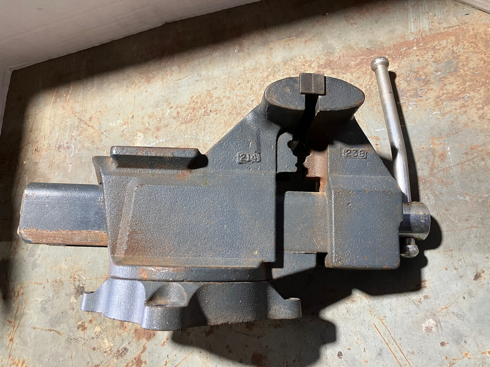 Vintage Craftsman 51871 Swivel Bench Vise; 5 1/2 in Jaws, Pipe Vise