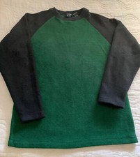 EUC GAP Boys Pullover Green With Black Sleeves Boys Large