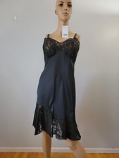 Vintage LAROS 100 Nylon Black Full Slip Lace Detail Size 36 Short
