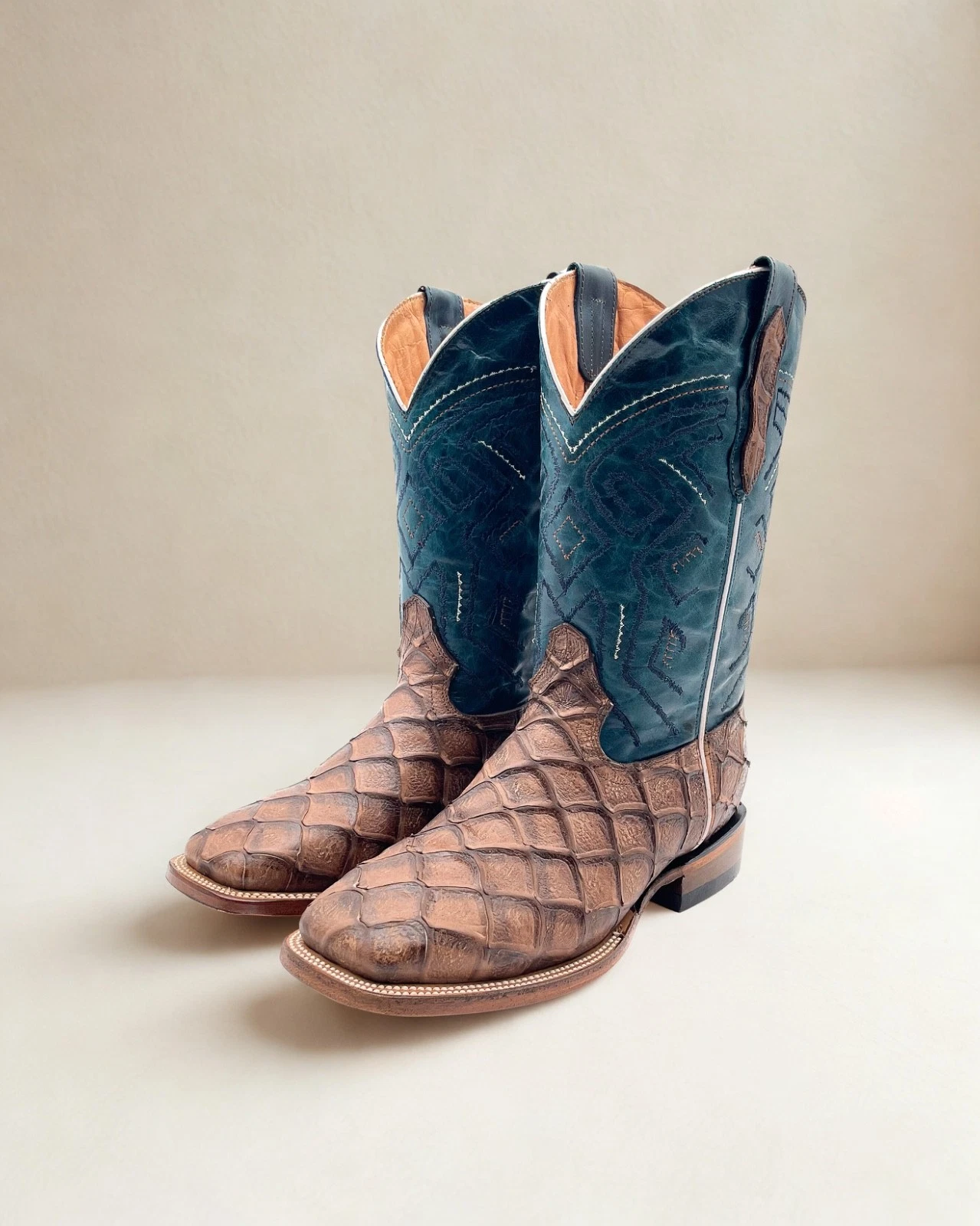 MEN'S COWBOY BROWN FISH PIRARUCU PRINT WESTERN SQUARE TOE BOOTS BOTAS PESCADO