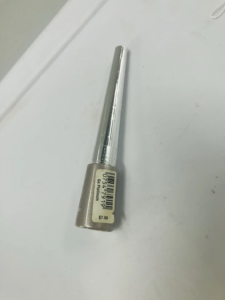 Victoria's Secret Beauty Rush Luminous Shadow Go Platinum 0,035 oz sellado RARO Foto 3 de 3