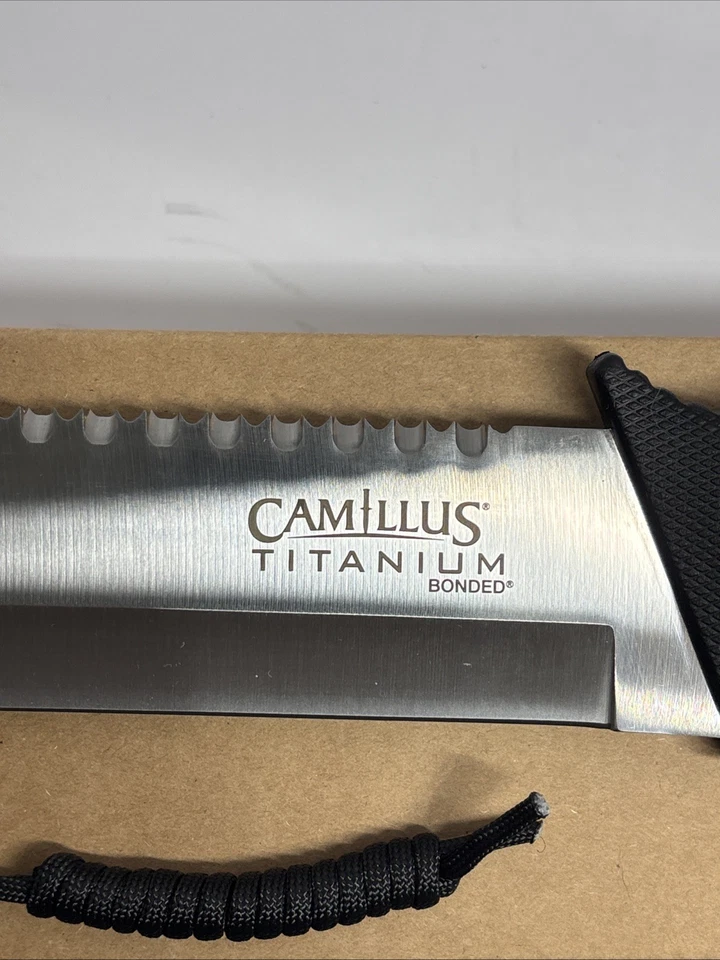 18" Camillus Titanium Bonded Machete with Sheath & Trimming Knife 420 Stainless - Image 3 of 4