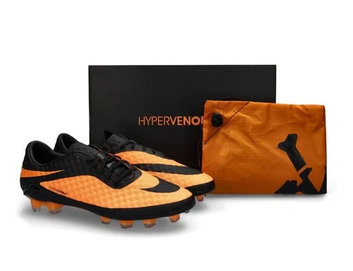 Soccer Cleats - Nike Hypervenom Phantom  - Size 8.5 Men US- Box and Bag Included