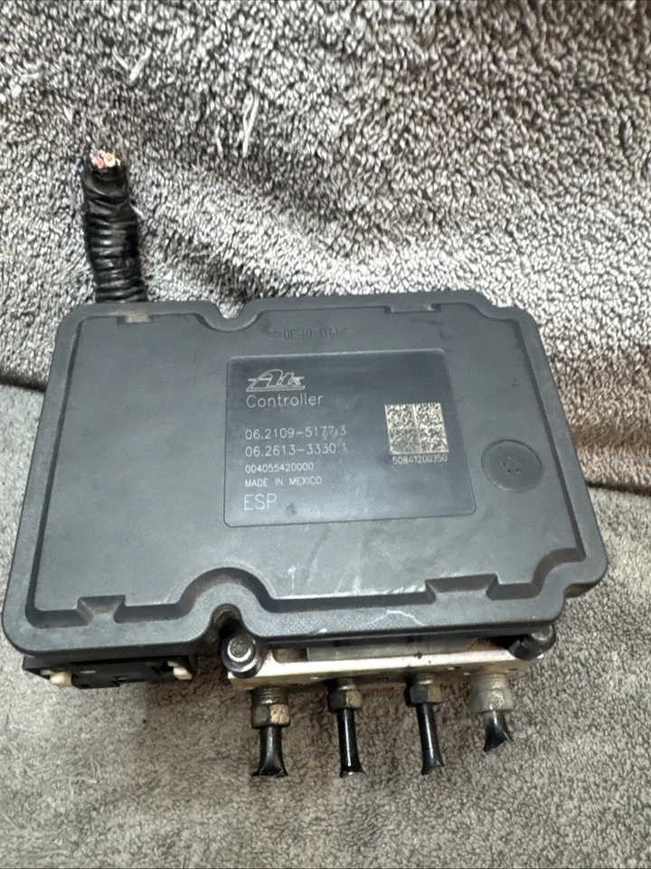 09-10 讴歌 TSX ABS 防锁制动泵模块组件 57110-TL2-A211-M1 — 第 2/4 张图片