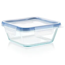 Snapware Total Solution Glass 4-Cup Square with Lid