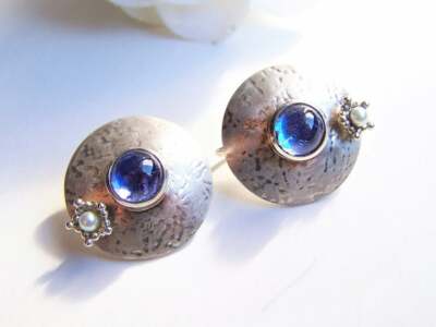 große runde Tansanit Ohrringe 925Silber Cabochon Perle blau Unikat Unikatmeister
