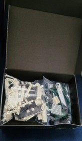 LEGO ARCHITECTURE 21006 WHITE HOUSE  RETIRED SET 