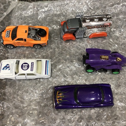 5 Hot Wheels and Matchbox Race Cars Loose Lot - Picture 3 of 7