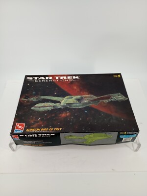 AMT 1995 Star Trek Generations Klingon Bird of Prey 1/650 Scale Model #8230 