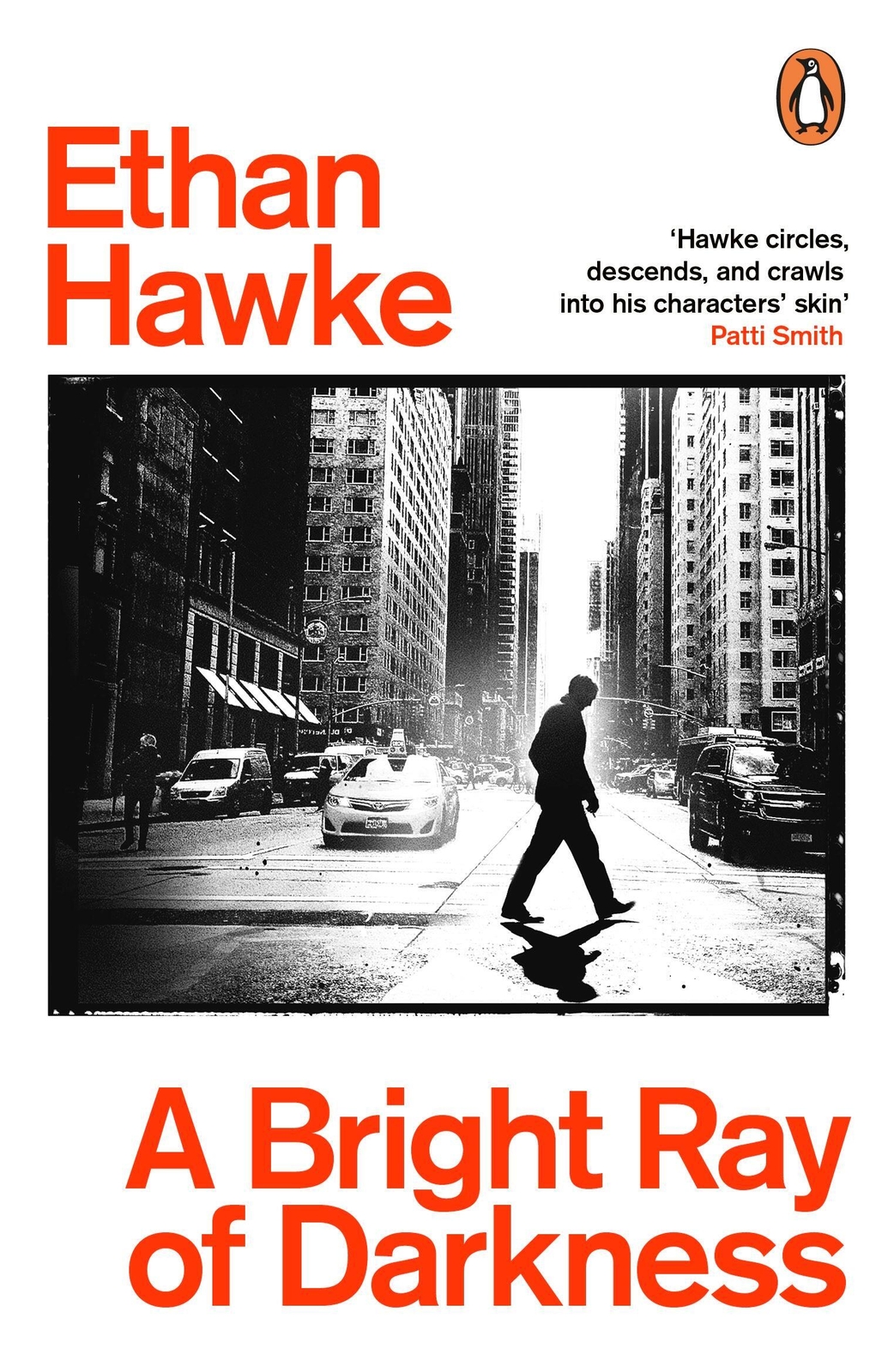 Thumbnail - A Bright Ray Of Darkness | Ethan Hawke | Taschenbuch | B-format