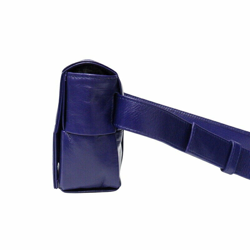 Bottega Veneta Calf Leather Cassette Belt Bag Shoulder Maxi Bottega Veneta Calf Leather Cassette Belt Bag Shoulder Maxi