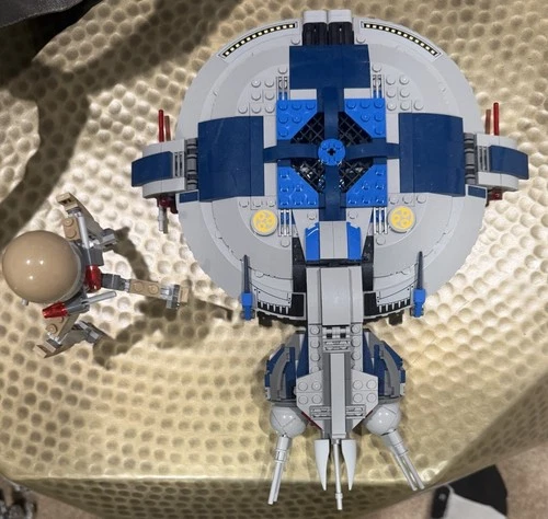 LEGO Star Wars Droid Gunship 75042 99% Complete And No Mini-figures.