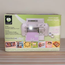 Cricut Personal Electronic Cutter Crafting Machine CRV001 w/ Cartridges