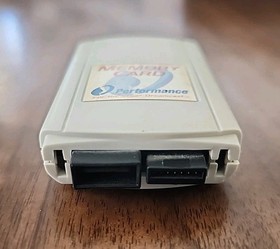 Sega Dreamcast Performance P-20-316E Memory Card & Sega Sports NHL 2K Video Game