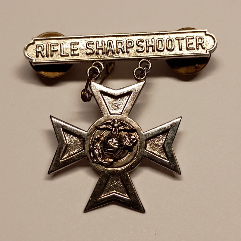 USMC Rifle Sharpshooter Badge GEMCO Sterling Silver Marine Corps Militaria