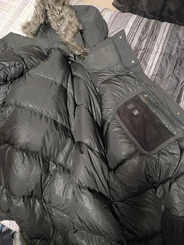Parka gris con capucha de piel The North Face Outer Boroughs talla XL Foto 4 de 4