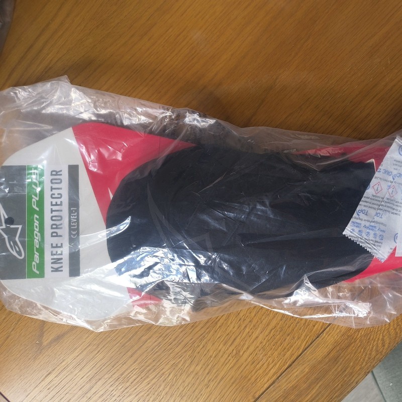 ALPINESTARS PARAGON PLUS LEVEL 1 KNEE  PROTECTION NEW  PACKAGING SIZE Large