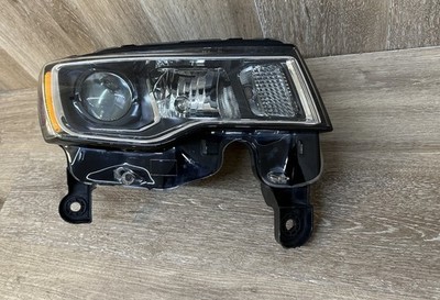 2017-22 JEEP GRAND CHEROKEE RH  HEADLIGHT  OEM PART #  68289234AF