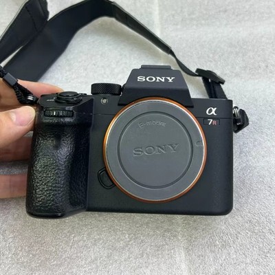 Sony Alpha A7R III A7RM3 ILCE-7RM3 42.4MP Mirrorless Digital Camera Body Only
