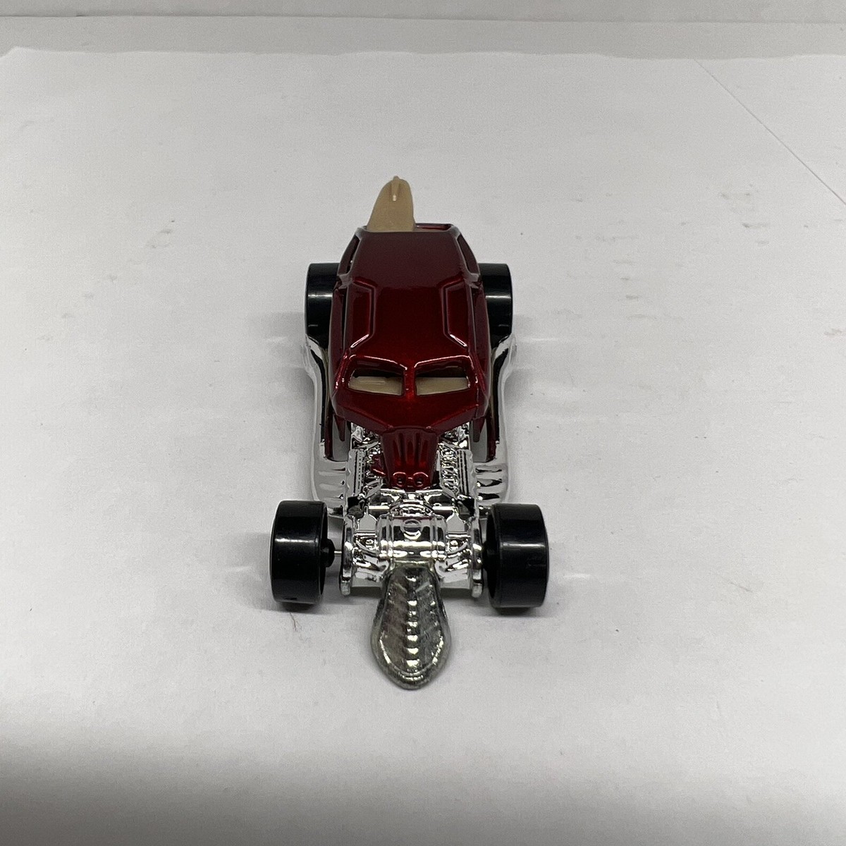 Hot Wheels Red Surf Crate 1:64 Scale Diecast Toy Car Model Mattel