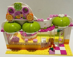 LEGO Friends Heartlake Juice Bar (41035) NEARLY COMPLETE MISSING 4 PIECES