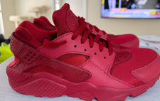 Size 10.5 - Nike Air Huarache Triple Red
