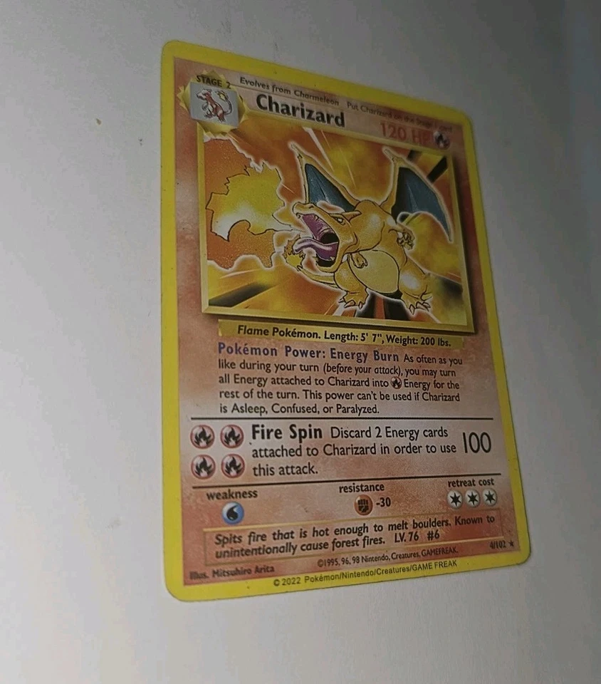 AUTHENTIC CHARIZARD Stage 2  - 4/102 Fire POKEMON - 2022 TCG Trading Card - NICE - Image 4 of 4