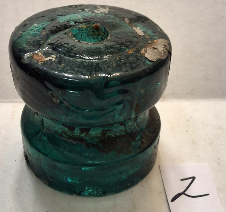 ANTIQUE EARLIER UNEMBOSSED DARK AQUA GLASS CD1087 BREAK KNOB SPOOL INSULATOR #2