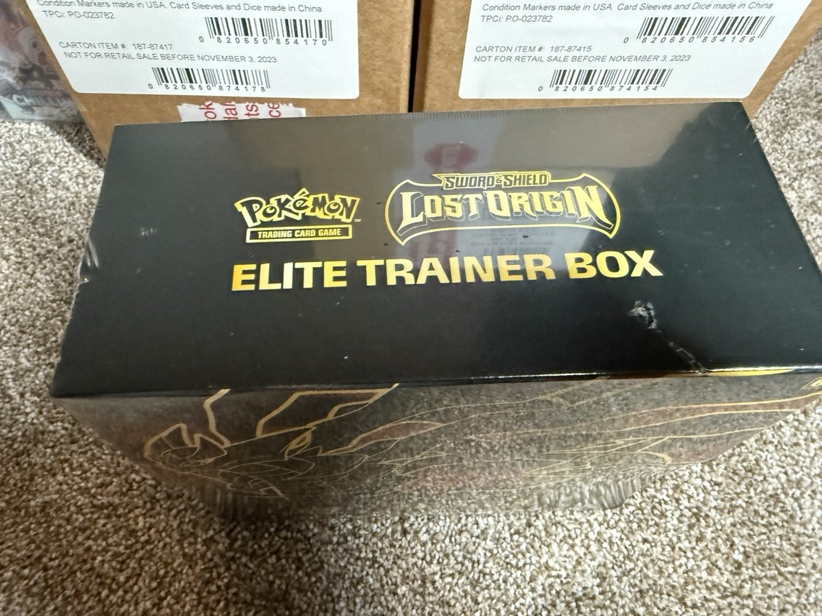 【希少未開封】海外版 Lost Origin Elite Trainer Box Lost Origin Elite Trainer Box | CardsHQ - Shop Sports Cards