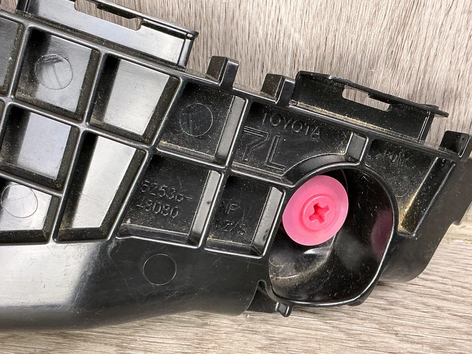 Toyota Venza 2021 retenedor, lado del parachoques delantero, lado izquierdo OEM 52536-48080 Foto 3 de 4