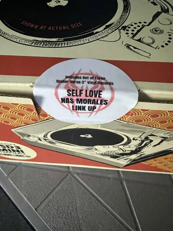 Mini tocadiscos Spider-Man RSD3 con lanzamientos de 3 pulgadas. Foto 2 de 4