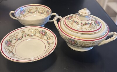 La Boheme Maroon by HAAS-CZJZEK CORONADO 1939 Vintage complete Service for 10