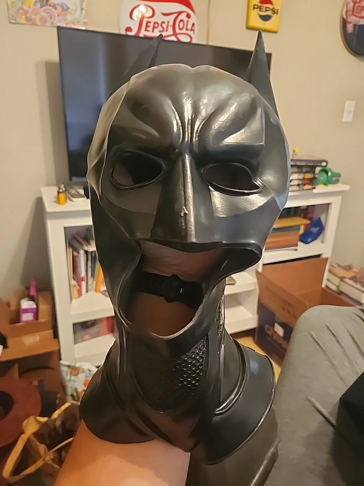 Rubies Batman Collector Mask The Dark Knight Trilogy Limited Edition Kaolin Clay - Image 4 of 4