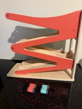 Lovevery Race and Chase Ramp w Cars Wooden Adventurer Month 16-17-18 Play Kit