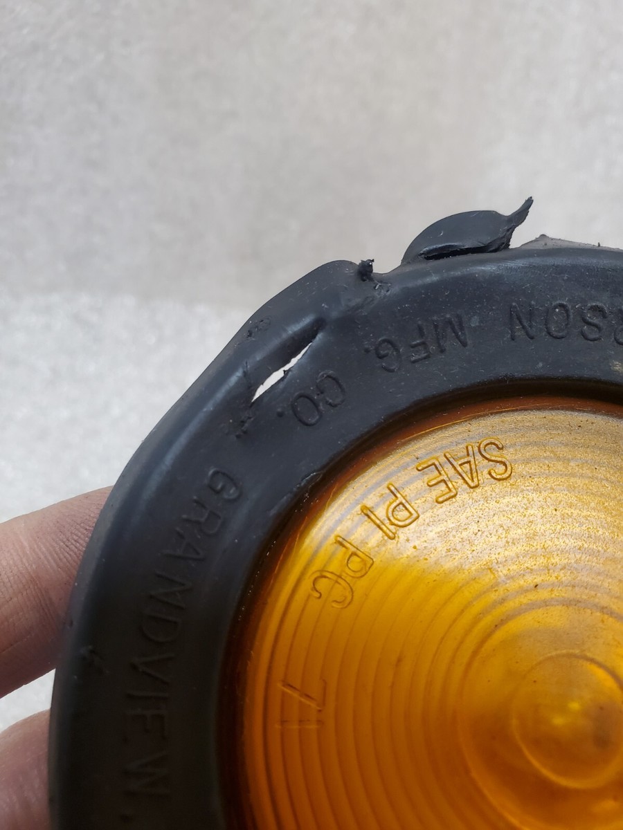 Truck Lite 10A SAE P1 PC 71 With Peterson MFG Grommet | eBay