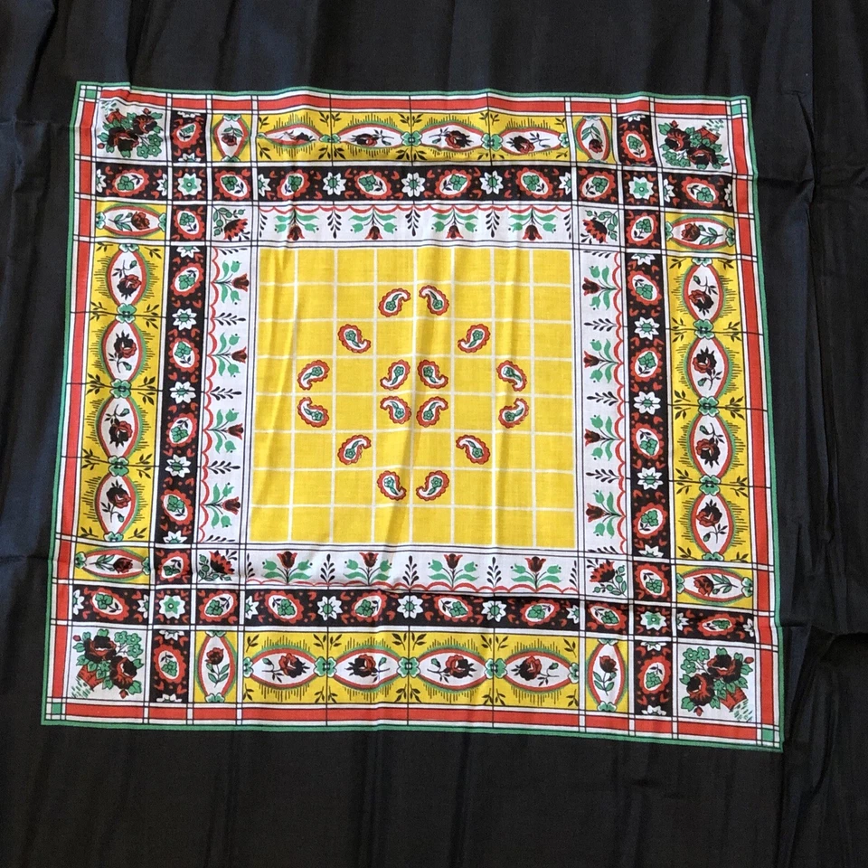 Vintage Fabric Remnant 75x42 Floral Paisley Semi Sheer Sewing Crafts Textiles - Image 2 of 4