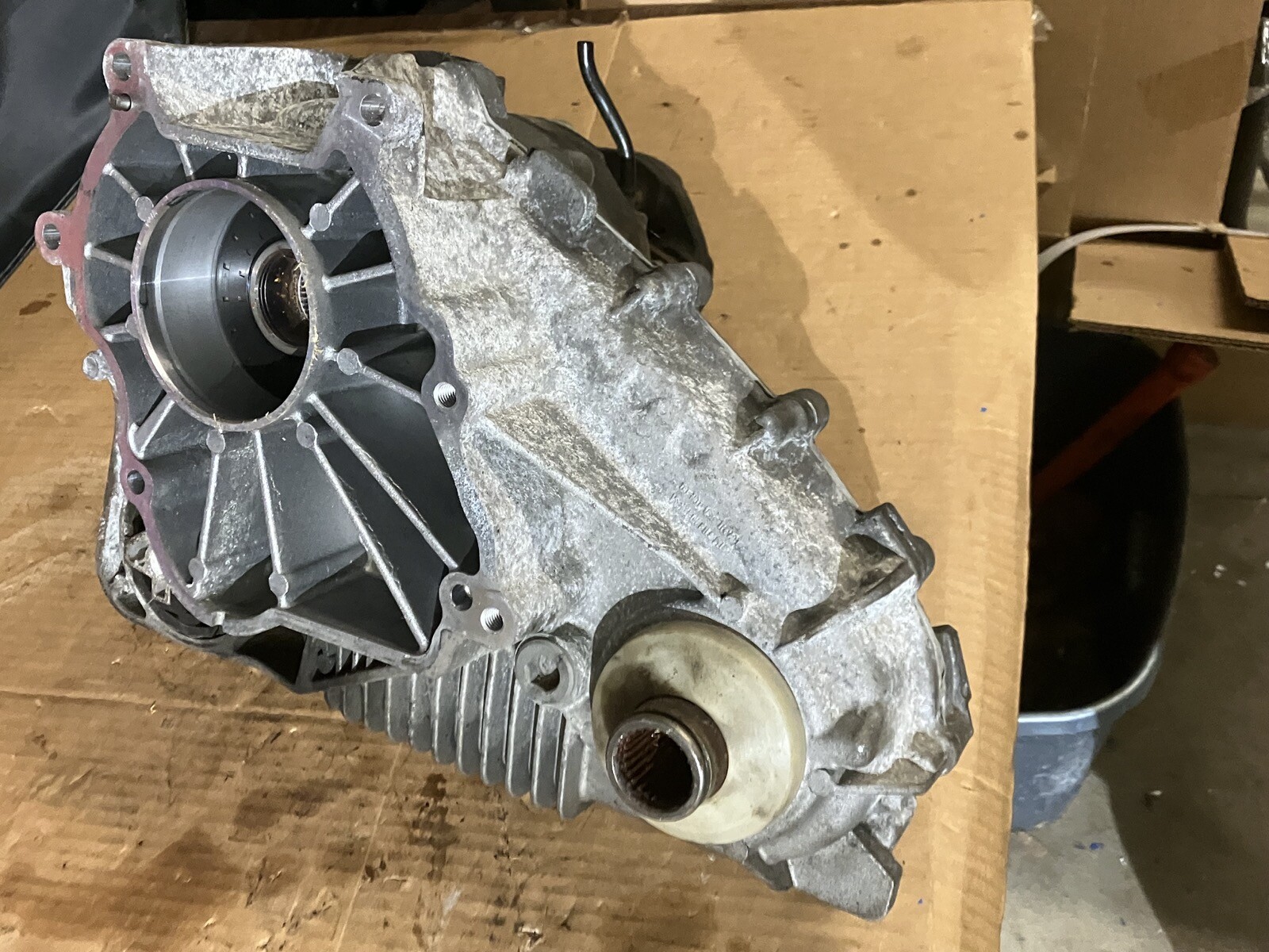 BMW E71 X6M ATC 700 TRANSFER CASE ASSEMBLY 27107599887 R7S6 | eBay