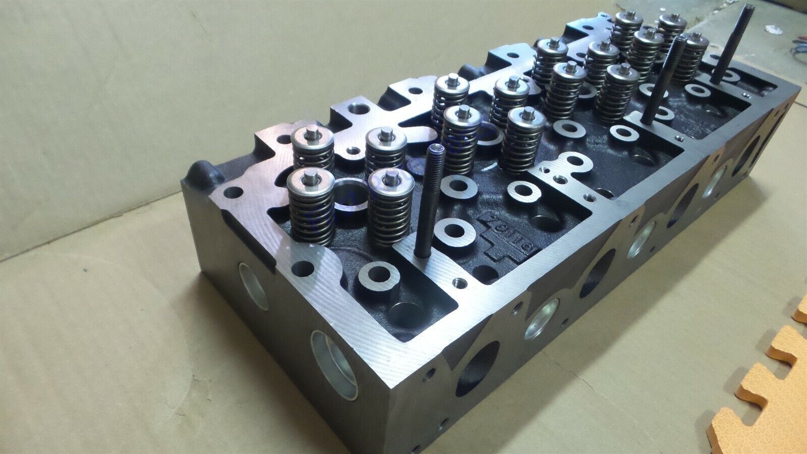 Challenger V837073202 Tractor Cylinder Head MT455D MT465D MT475D  