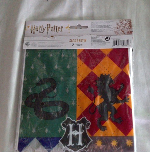 Harry Potter Mega Mix Value Pack plus 2 packages of Harry Potter Loot Bags - Picture 5 of 5