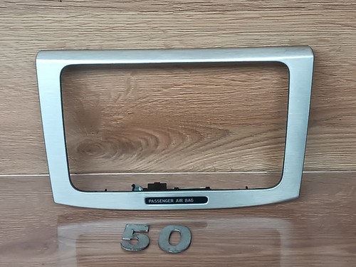 Verkleidung Blende Radio Rahmen VW Passat 3C Variant 2.0 TDI