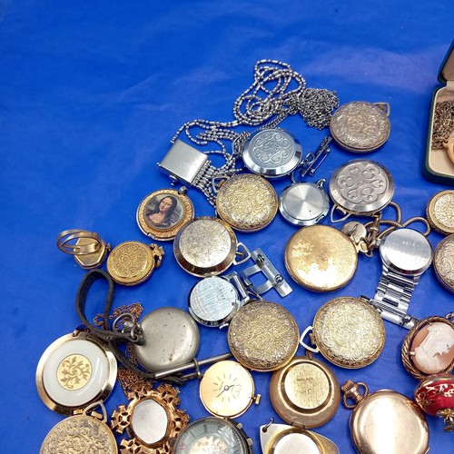 Job Lot Women’s Vintage Mechanical Fob/Pendant Watches – Spares/Repairs x 45 - Picture 9 of 15