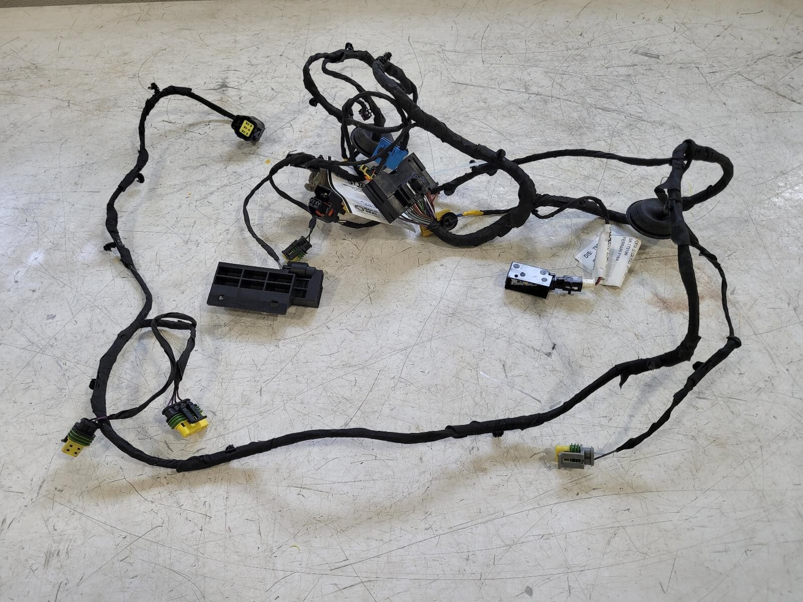 2017-2020 Ferrari Portofino OEM LEFT DRIVER DOOR WIRING HARNESS; PART# 795518