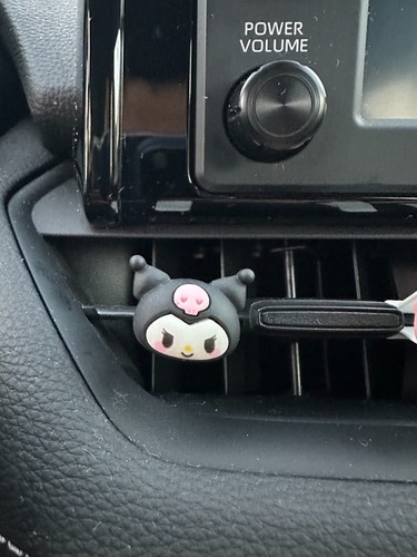 Sanrio Kuromi My Melody Pochacco Personajes Coche CA Ventilación Clips Decoración - Imagen 5 de 6