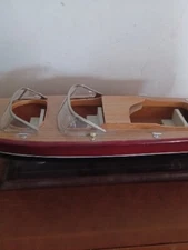 Vintage  19  Inch chris craft wood model Display  Boat  Awesome Looking  (U33)