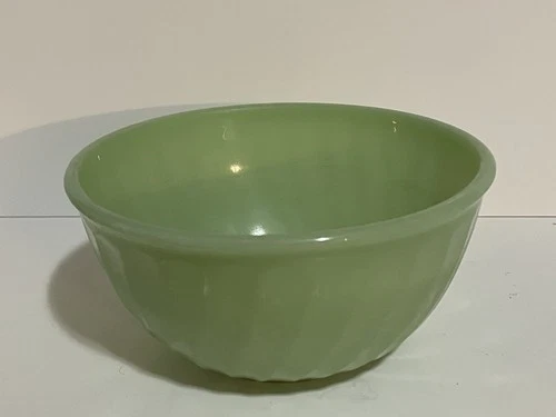 Vintage Anchor Hocking Fire King 1950s Jadeite Swirl Mixing Bowl 7"