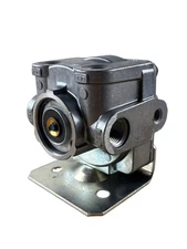 Haldex KN28140 2-Port Air Brake Relay Valve w/ Mounting Bracket thumbnail 1