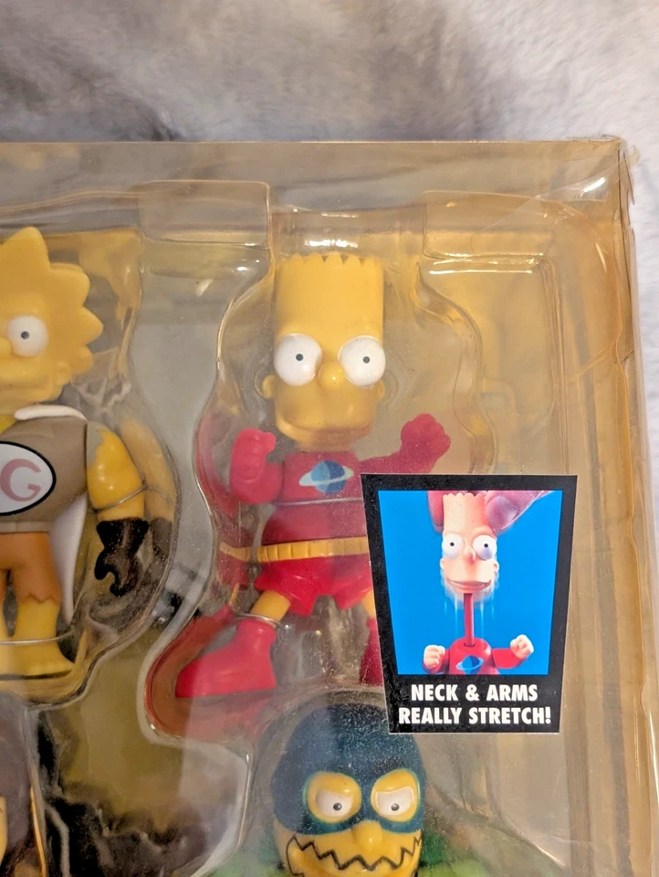Vintage Playmates The Simpsons Treehouse of Horror Collector's Lair - Toys R' Us - Image 4 of 4