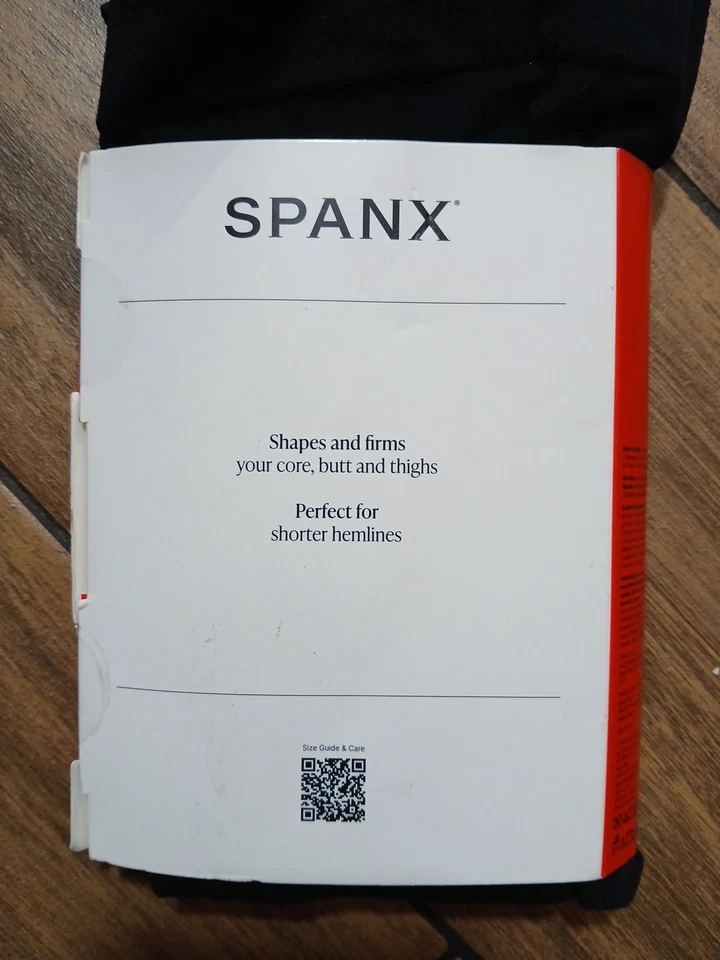 Medias Spanx Shorty Modeladoras Muy Negras Talla E Talla Grande Puntera Completa Formas Firmas Foto 3 de 4