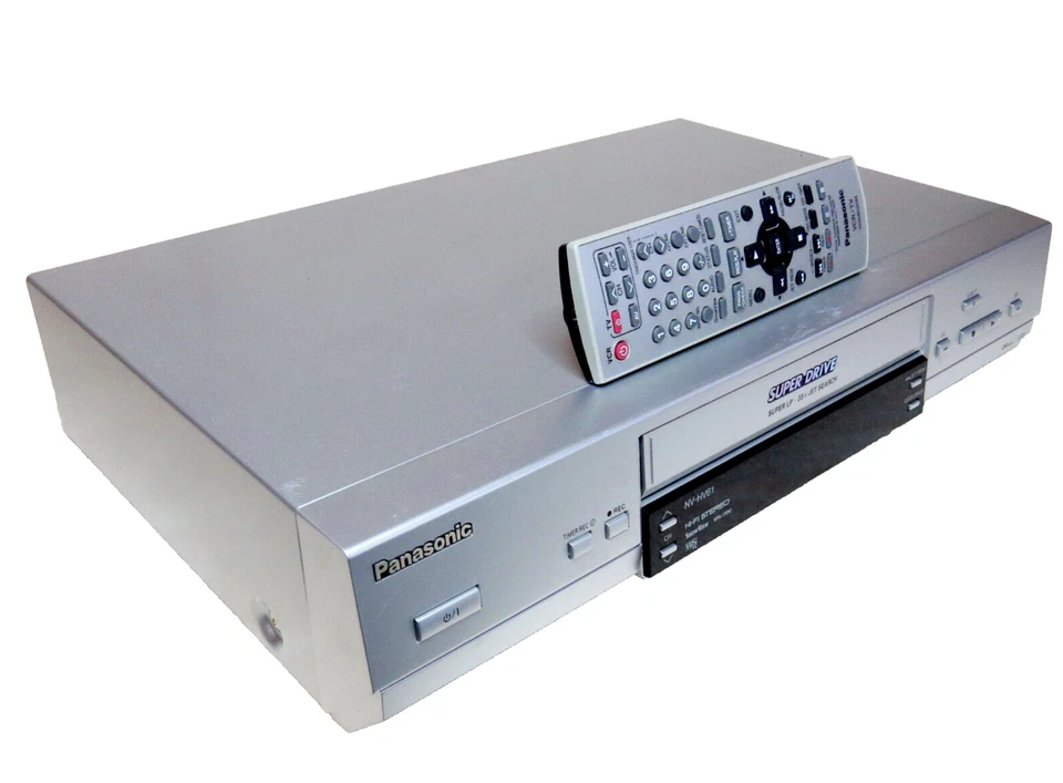 Panasonic NV-HV61 VHS  S-VHS PAL, NTSC, Hi-Fi Video Recorder + USB Grabber - Bild 4 von 4